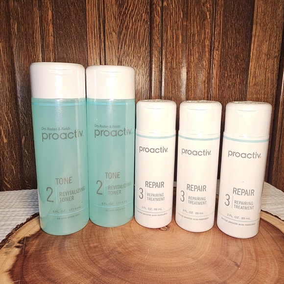 Proactiv Revitalizing Toner and Repairing Treatment Sealed